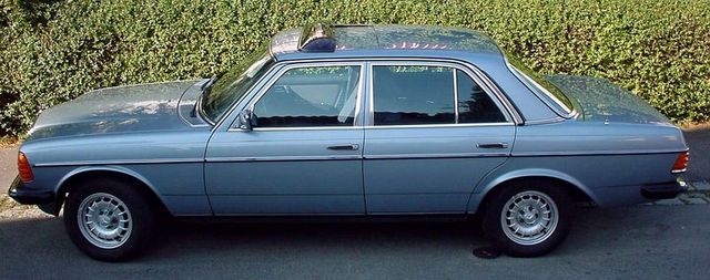 930-silberblaumetallic